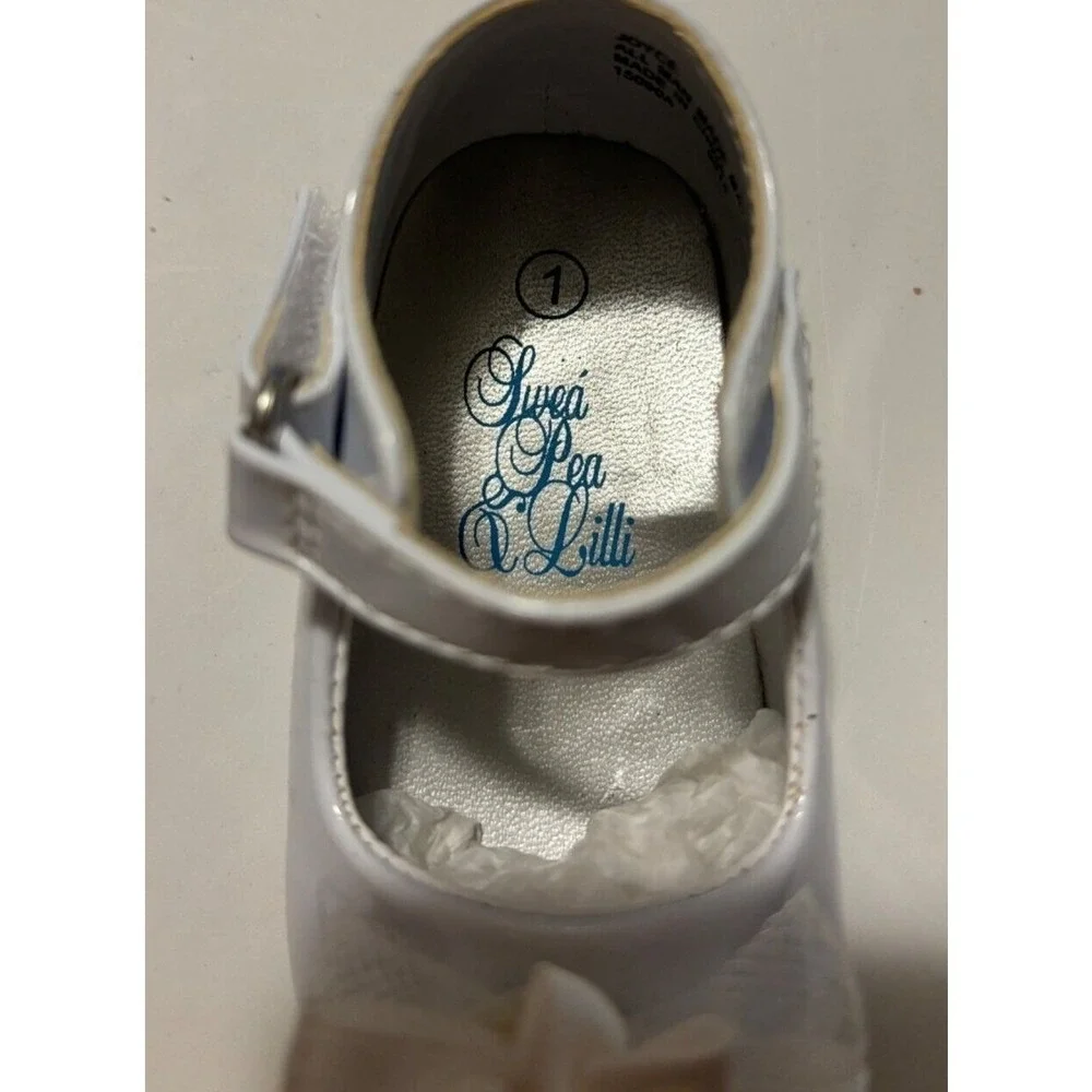 Sweá Pea & Lilli‎ White Dress Shoes With Bow & Rhinestones Size 1